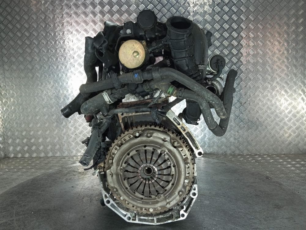 Двигатель к Nissan  Note E11 (05-09)