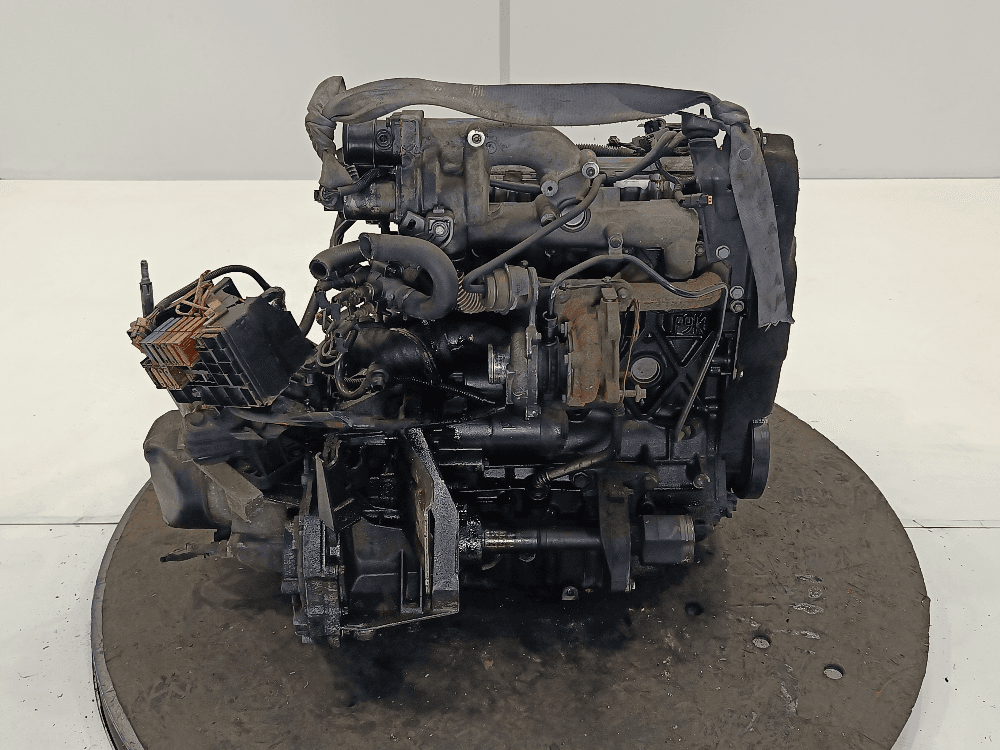Двигатель к Renault Laguna 2 (01-05)