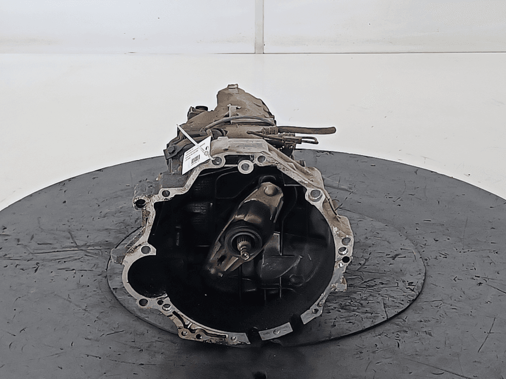 КПП механическая (МКПП) к Audi A4 B6 (01-05)