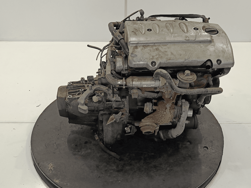 Двигатель к Citroen C5 1 (01-04)