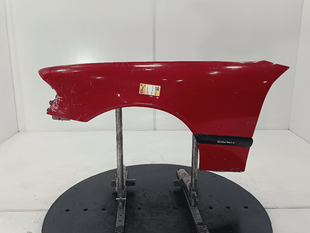 Крыло переднее левое к Mercedes C Class W202/S202 (93-97)