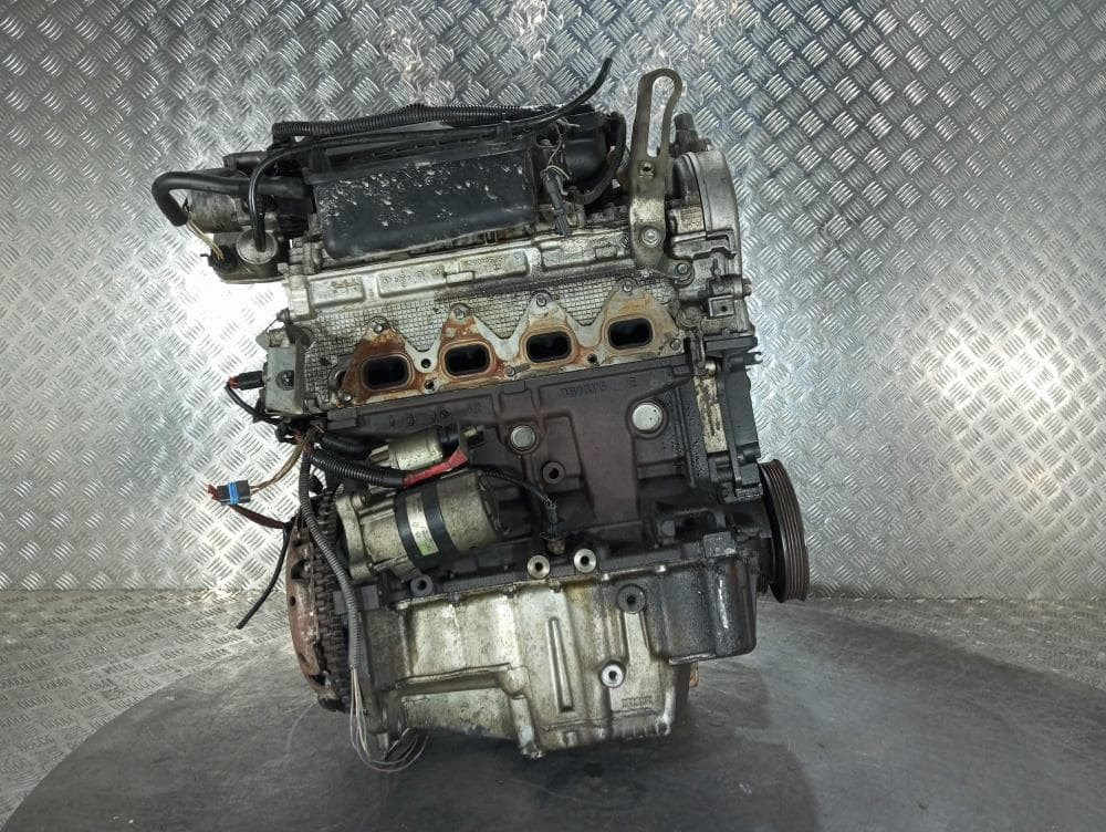 Двигатель к Renault Megane 2 (02-06)