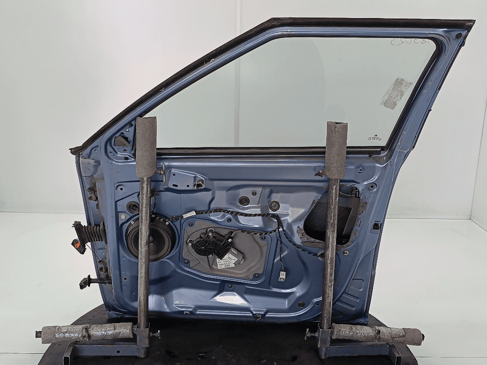 Дверь передняя правая к Skoda Fabia 2 (07-10)