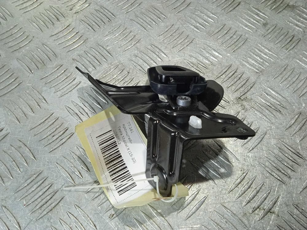 Кронштейн к Tesla Model X (15-21)