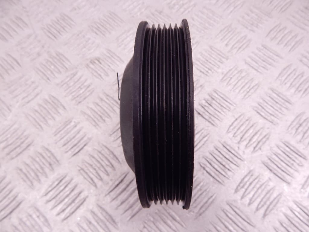 Шкив помпы к BMW 5 E39 (95-00)