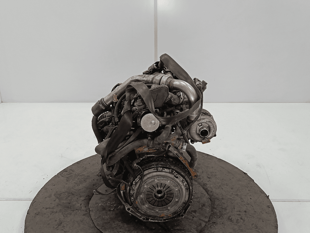 Двигатель к Renault Scenic 2 (03-06)