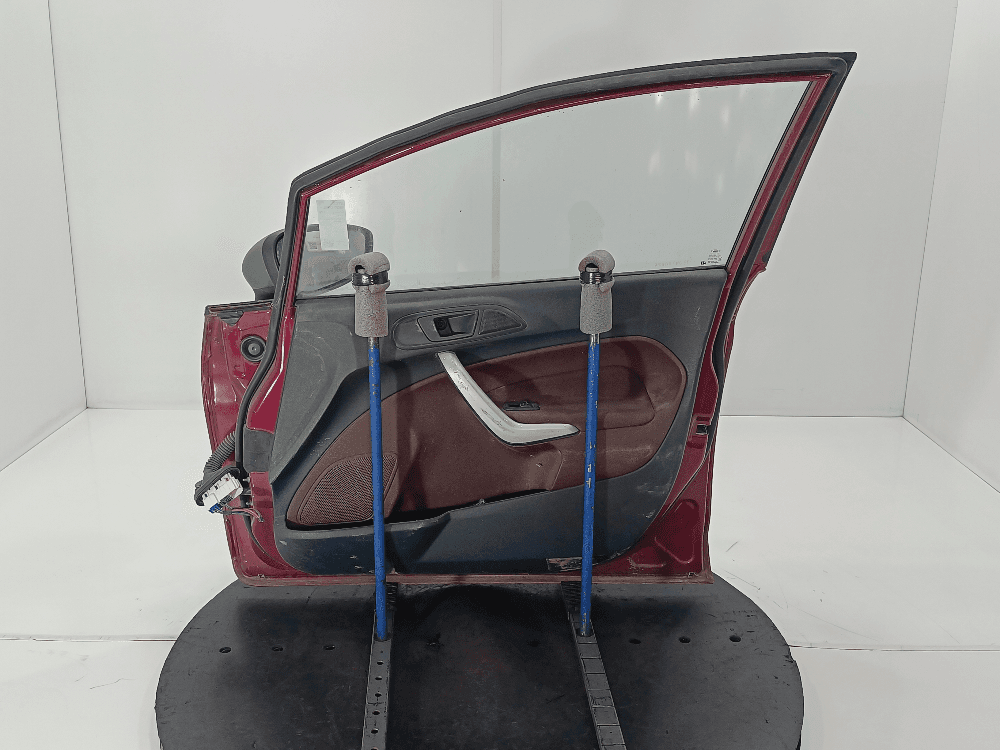 Дверь передняя правая к Ford Fiesta 6 (08-13)