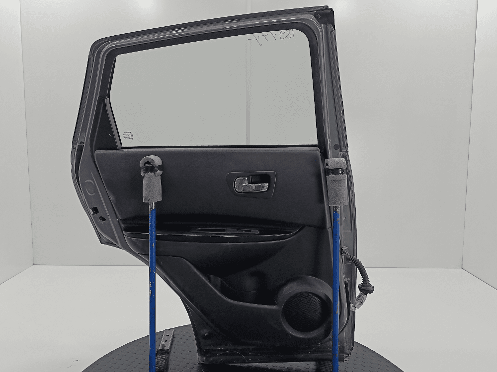Дверь задняя левая к Nissan  Qashqai 1 (07-10)