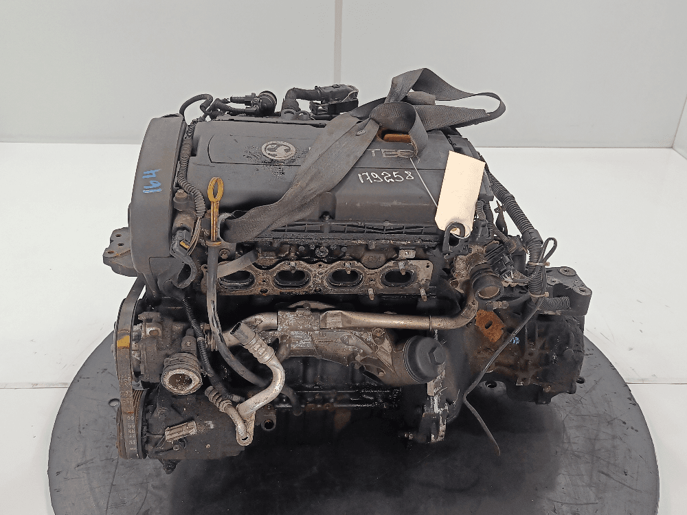 Двигатель к Opel Astra J (09-12)