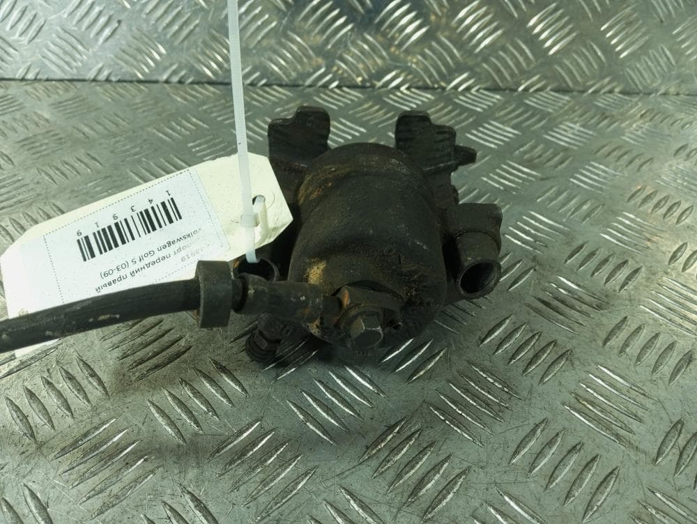 Суппорт передний правый к Volkswagen Golf 5 (03-09)