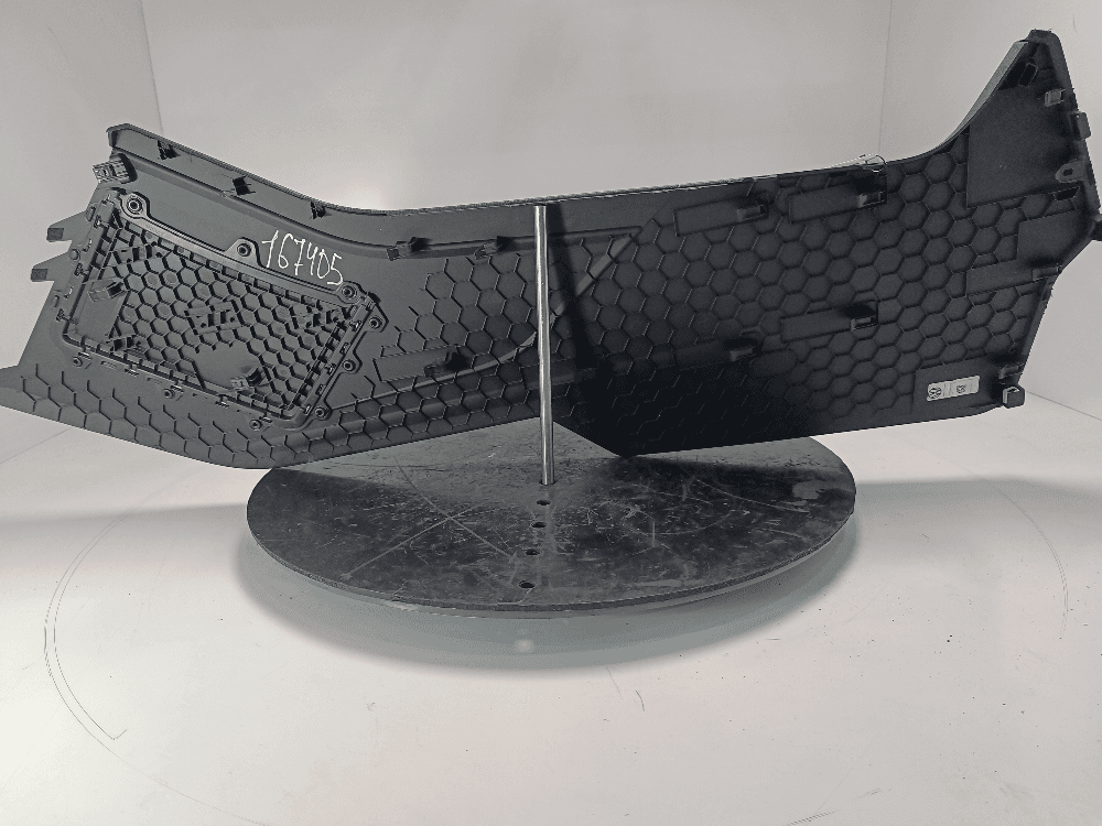 Накладка декоративная центральной консоли к Volkswagen Touareg 3 (18-24)