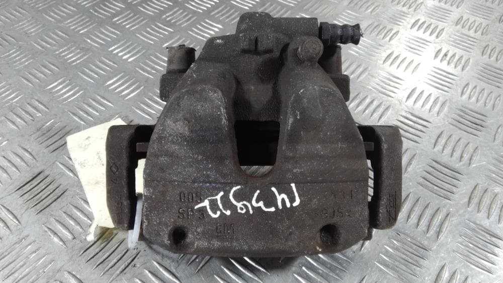 Суппорт передний левый к Opel Corsa E (14-19)