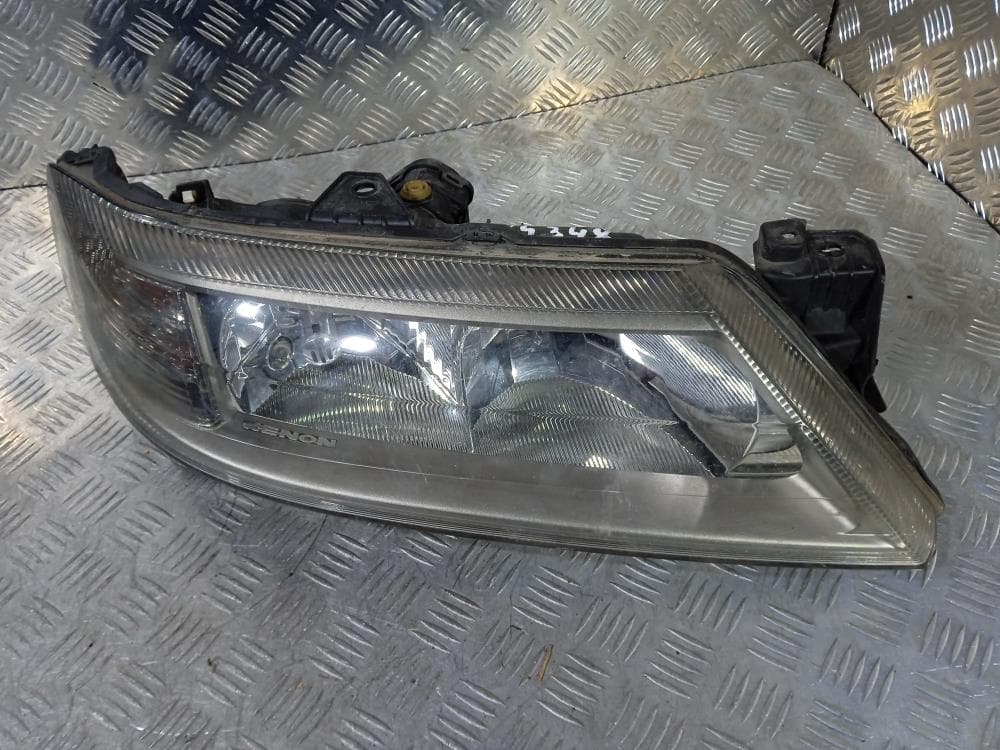 Фара правая к Renault Laguna 2 (01-05)