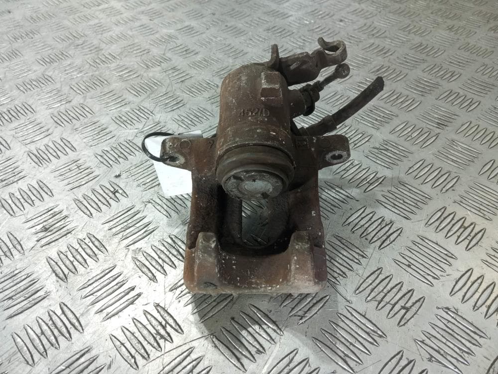 Суппорт задний правый к Volkswagen Golf 5 (03-09)