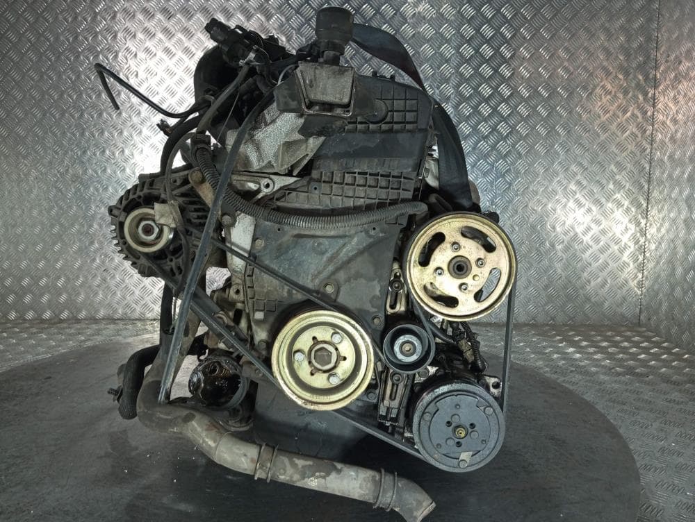 Двигатель к Peugeot 306 (93-03)
