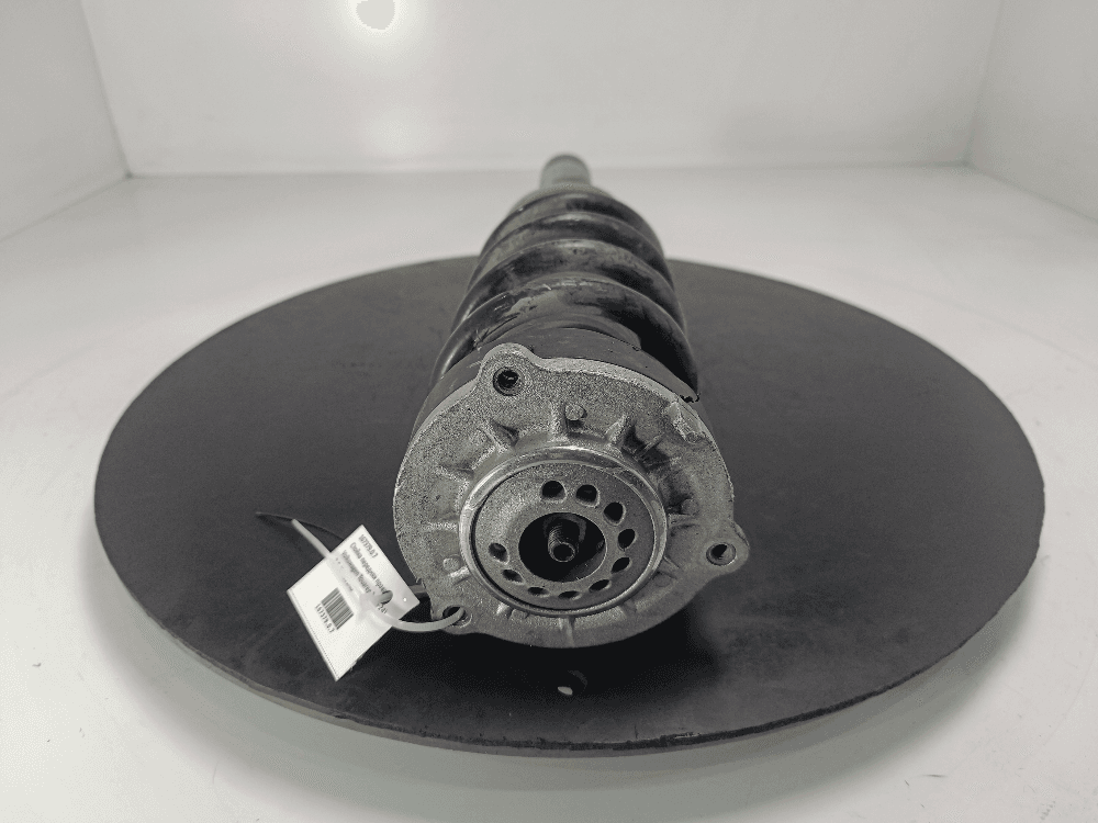 Стойка передняя правая к Volkswagen Touareg 3 (18-24)