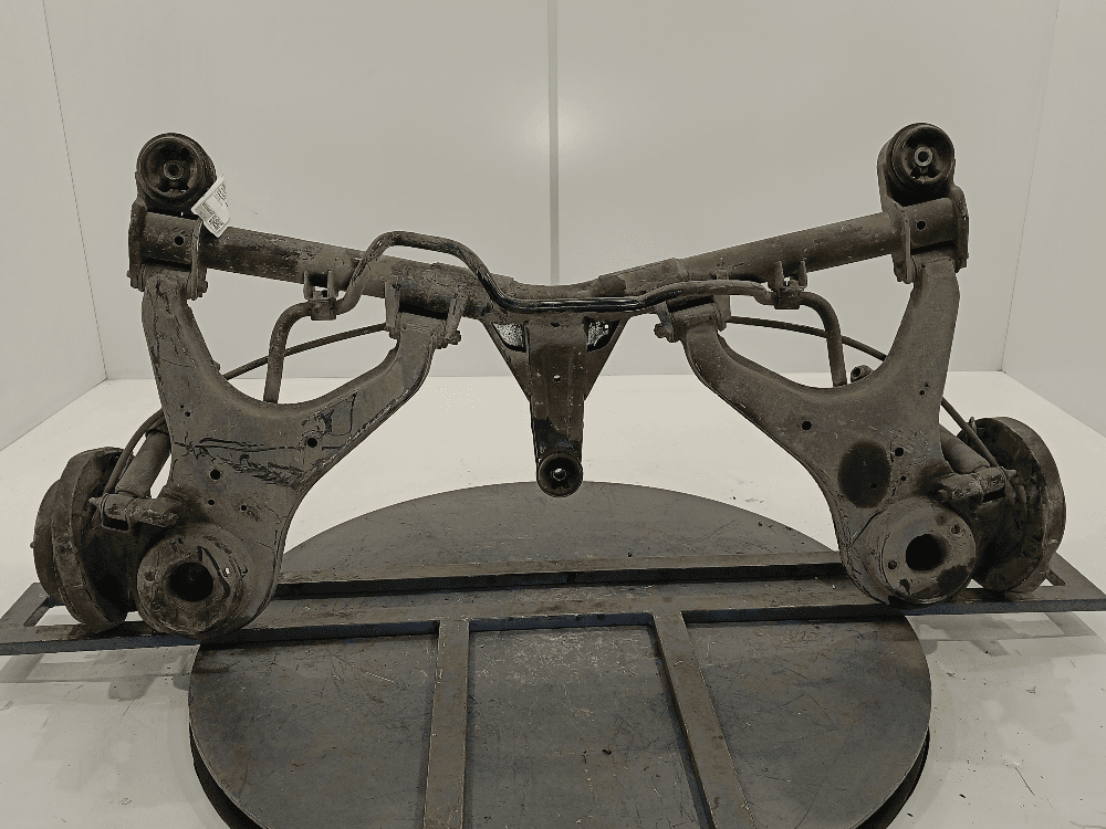 Балка подвески задняя к Hyundai Trajet (00-04)