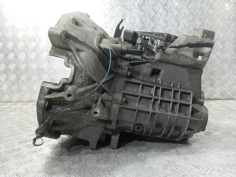 КПП механическая (МКПП) к Ford Mondeo 3 (01-03)