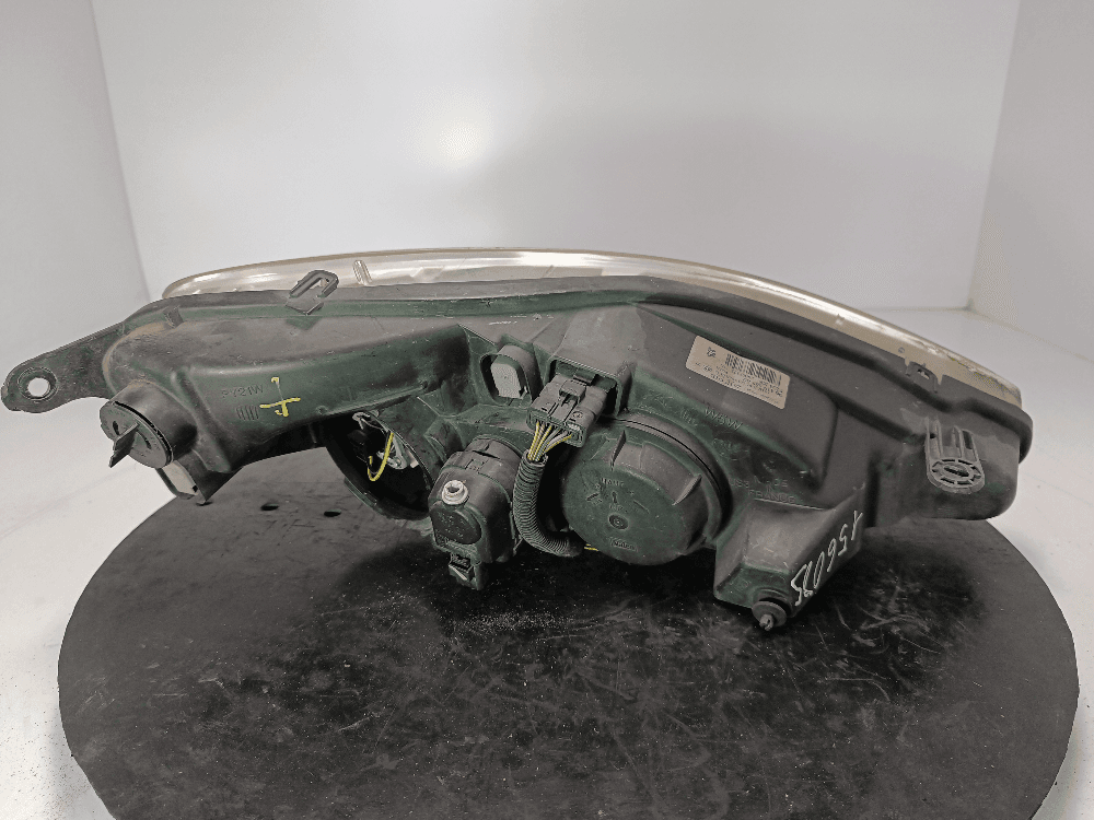 Фара левая к Peugeot 607 (00-04)