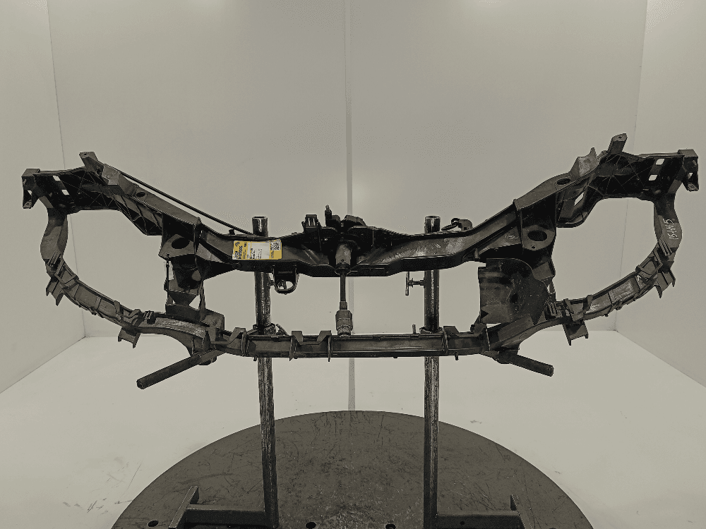 Передняя панель крепления облицовки (телевизор) к Ford C-Max 1 (03-07)