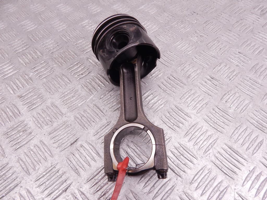 Поршень к BMW 7 E65/E66 Рестайлинг (05-08)