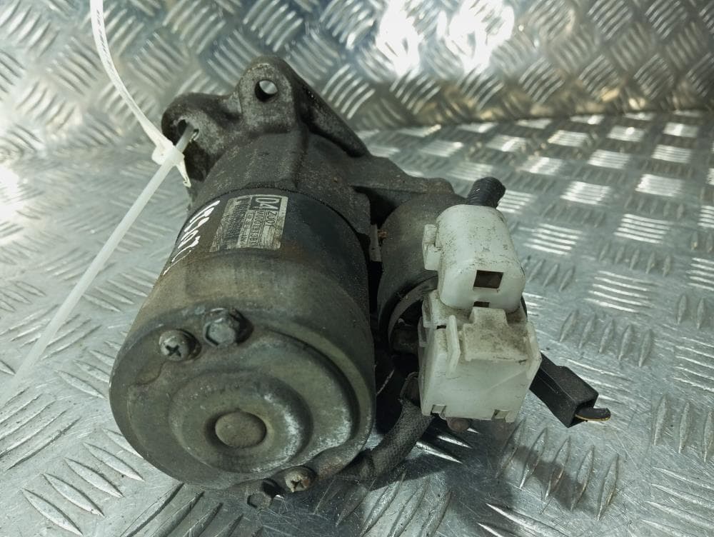 Стартер к Mazda 3 BK (03-06)