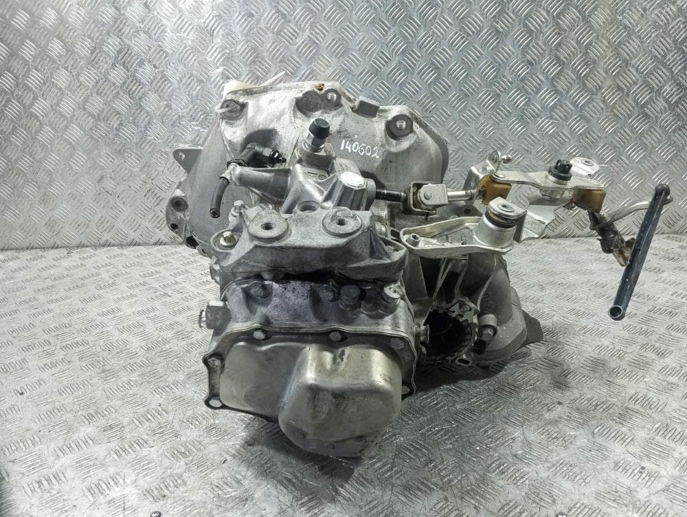 КПП механическая (МКПП) к Opel Corsa D (06-11)