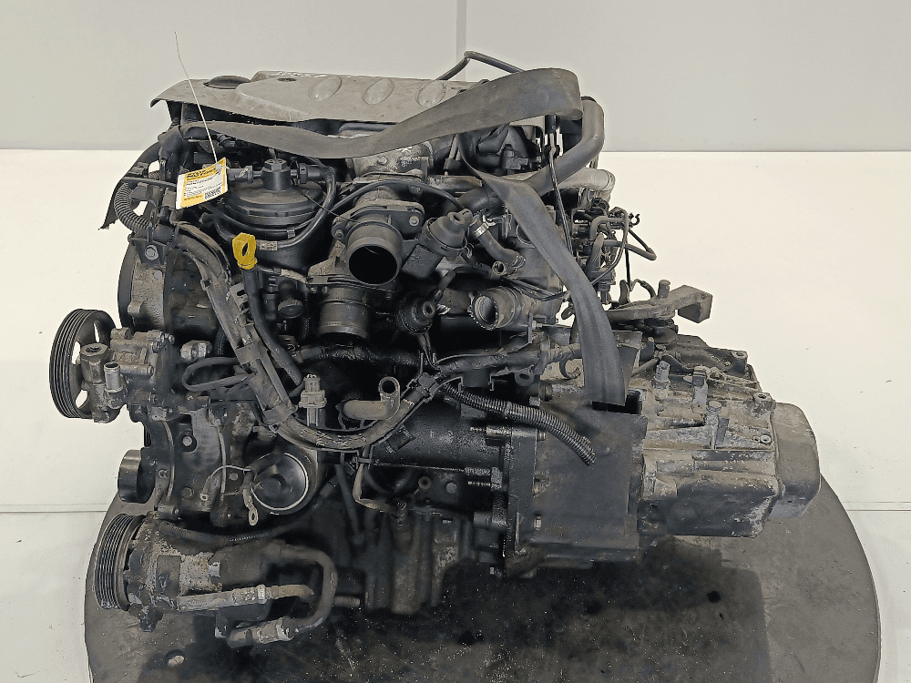 Двигатель к Citroen C5 1 (01-04)