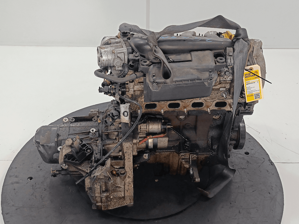 Двигатель к Renault Scenic 2 (03-06)