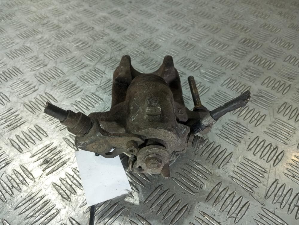 Суппорт задний правый к Volkswagen Golf 4 (97-06)