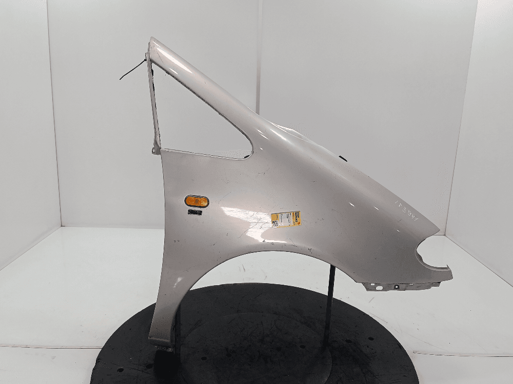 Крыло переднее правое к Seat Alhambra 1 (96-00)