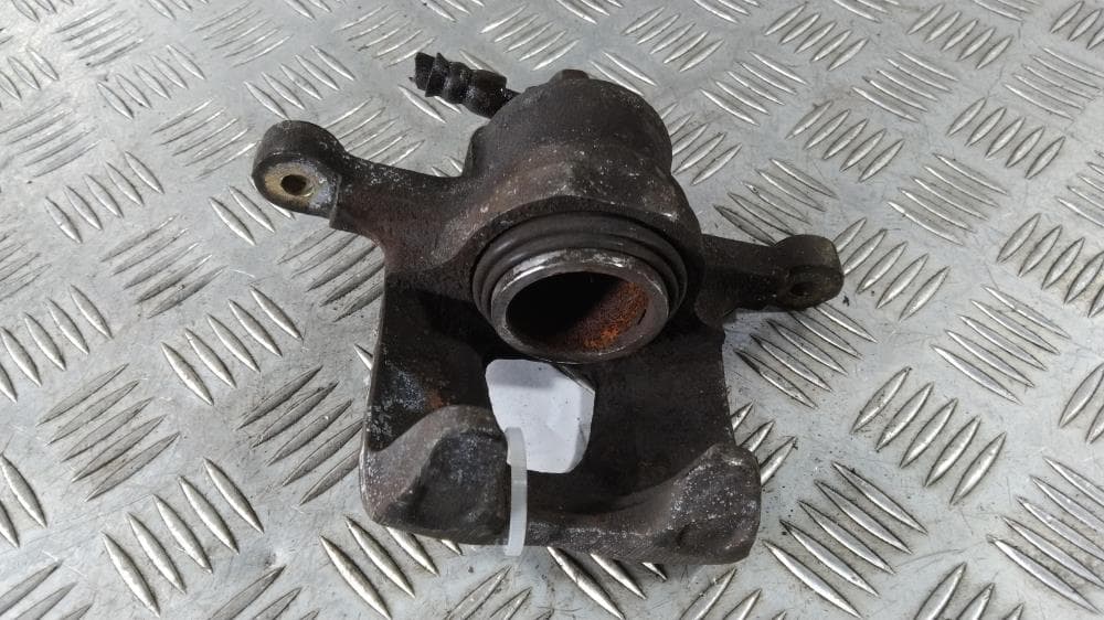 Суппорт передний левый к Daewoo Magnus (99-05)