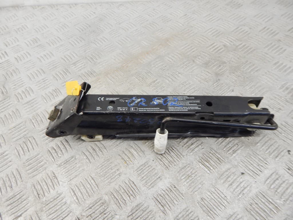Домкрат к BMW 5 E60/E61 (02-07)