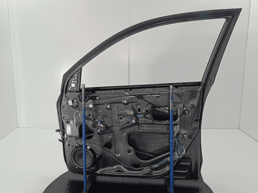Дверь передняя правая к Toyota Rav 4 XA30 (05-09)