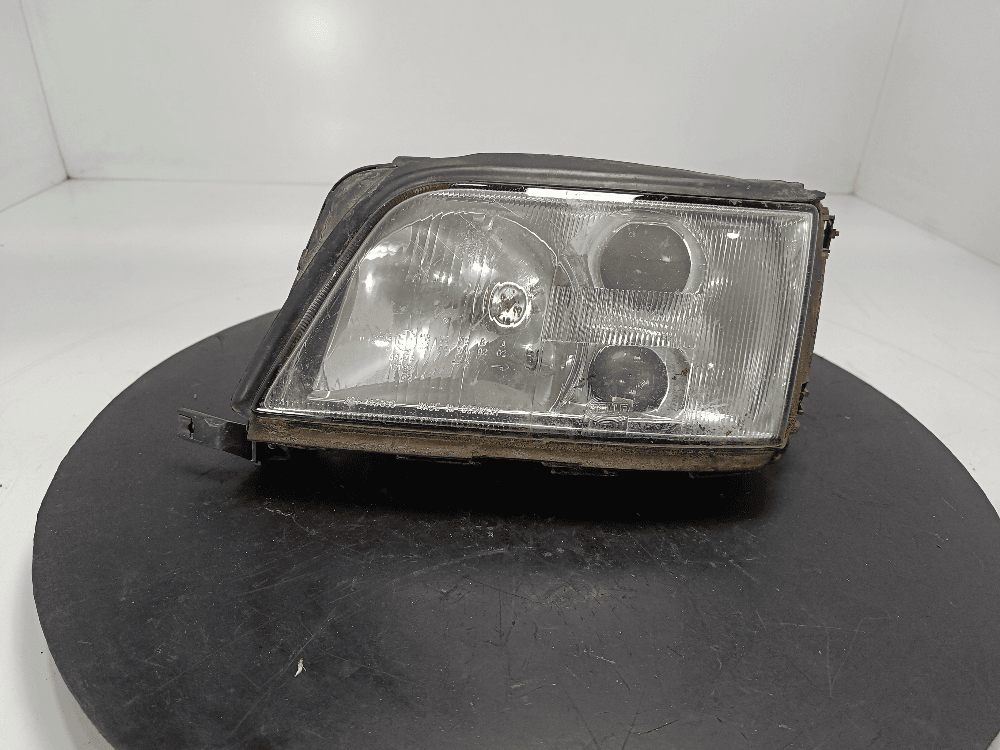 Фара левая к Audi A6 C4 (94-97)