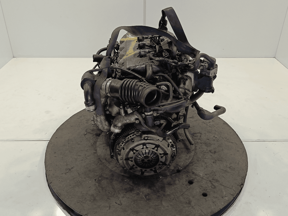 Двигатель к Nissan  Primera P12 (02-08)