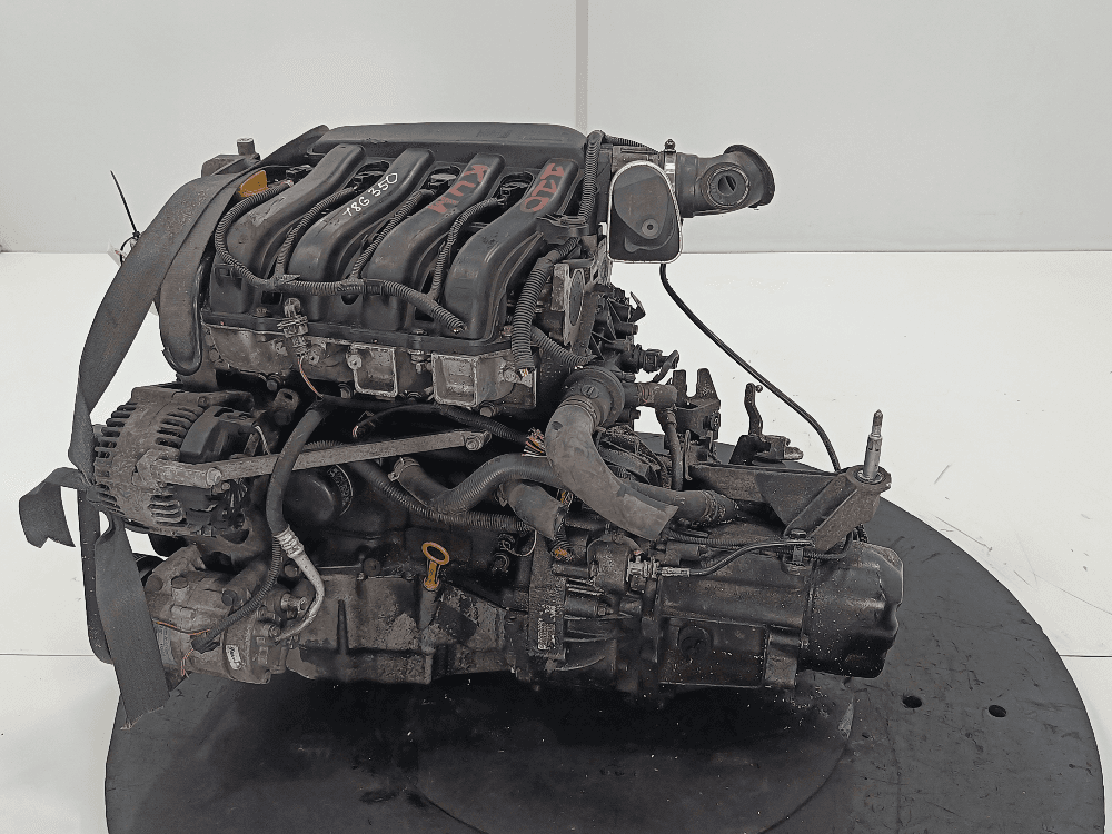 Двигатель к Renault Scenic 2 (03-06)