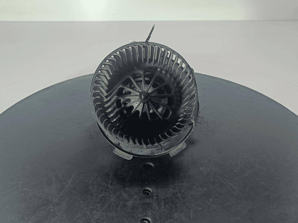 Моторчик печки к Opel Zafira B (05-10)