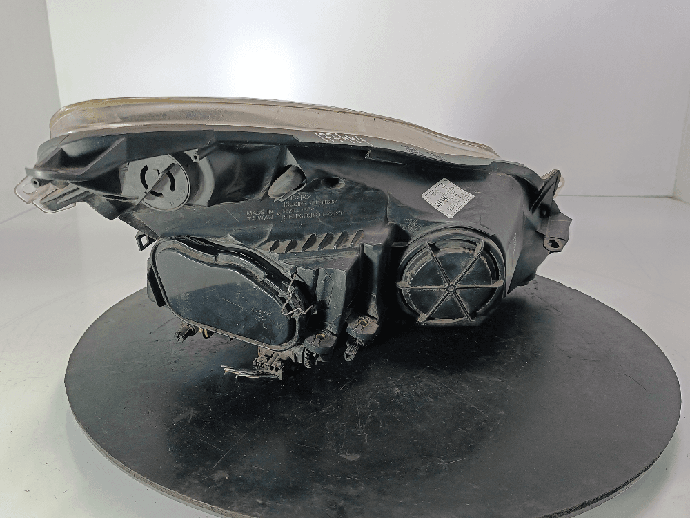 Фара левая к Opel Corsa D (06-11)