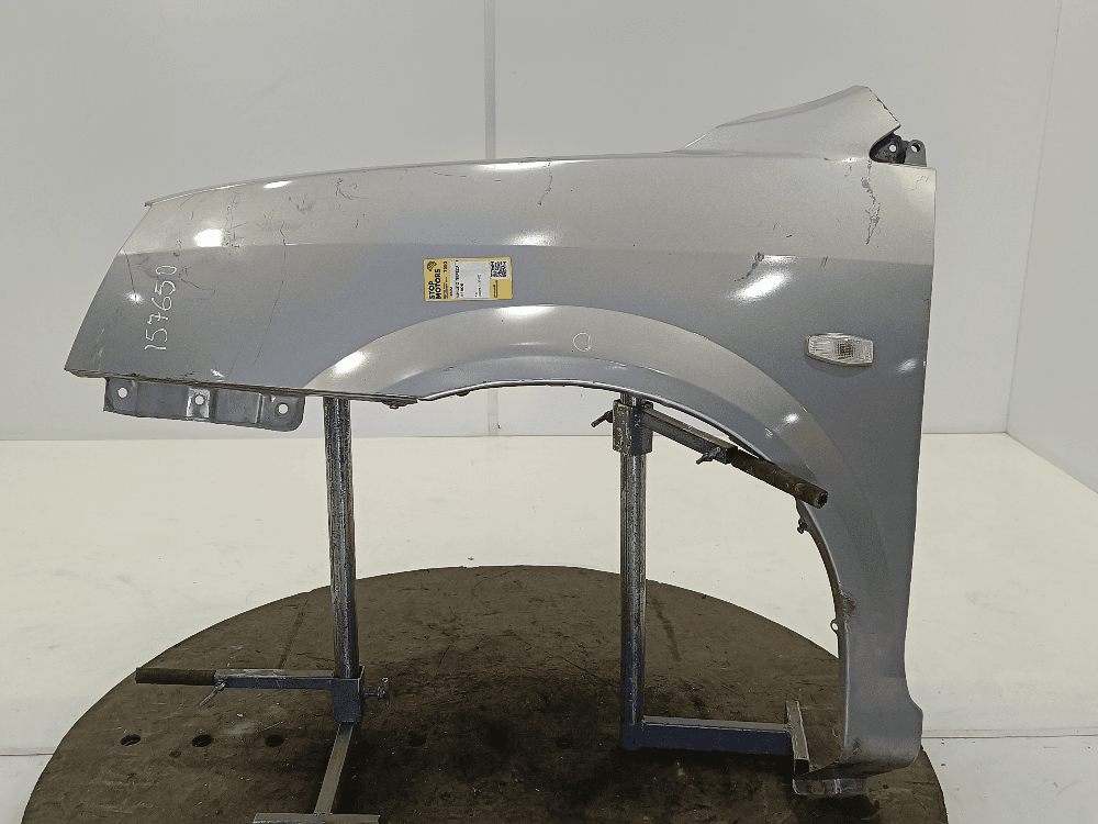 Крыло переднее левое к Kia Carens 1 (99-02)