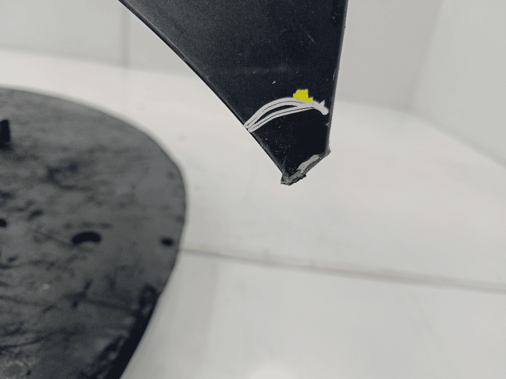 Капот к Volkswagen Polo 4 (01-05)