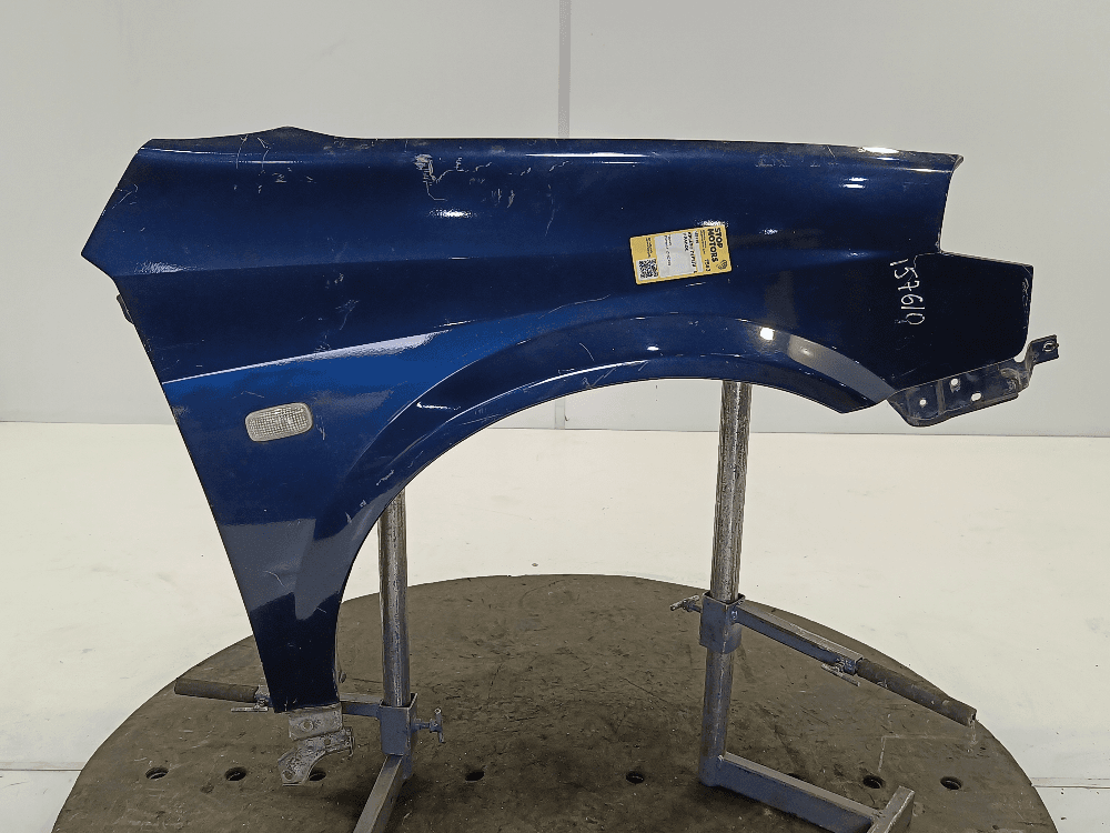 Крыло переднее правое к Nissan  Primera P12 (02-08)