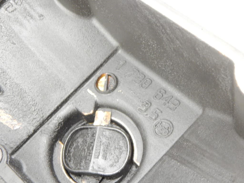 Клапанная крышка к BMW 3 E36 (90-00)