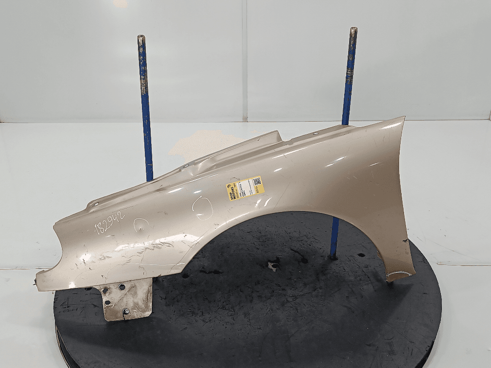 Крыло переднее левое к Renault Laguna 1 Рестайлинг (98-01)