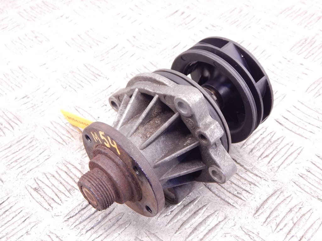 Помпа к BMW 5 E60/E61 (02-07)