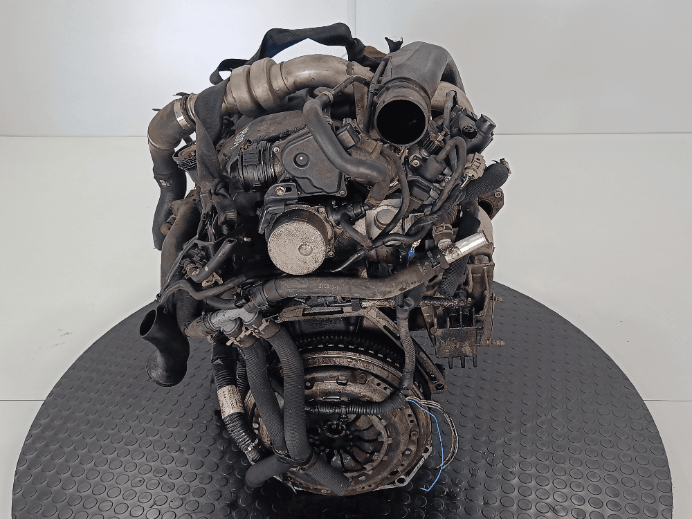 Двигатель к Nissan  Juke 1 (10-14)