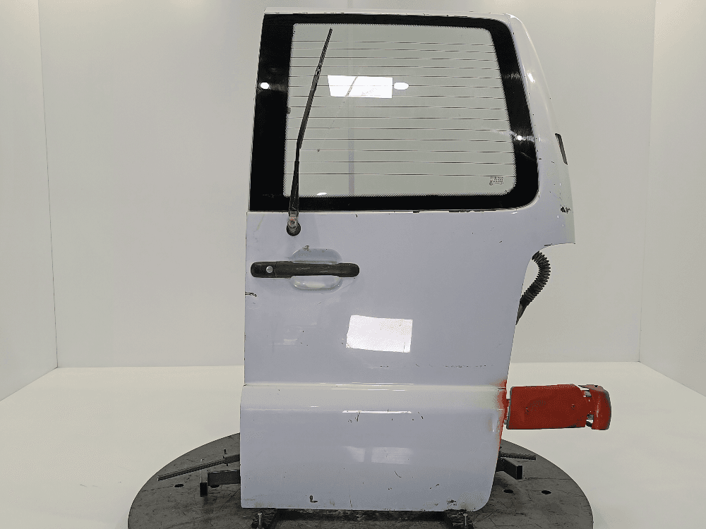 Дверь задняя распашная правая к Mercedes Vito W638 (96-03)