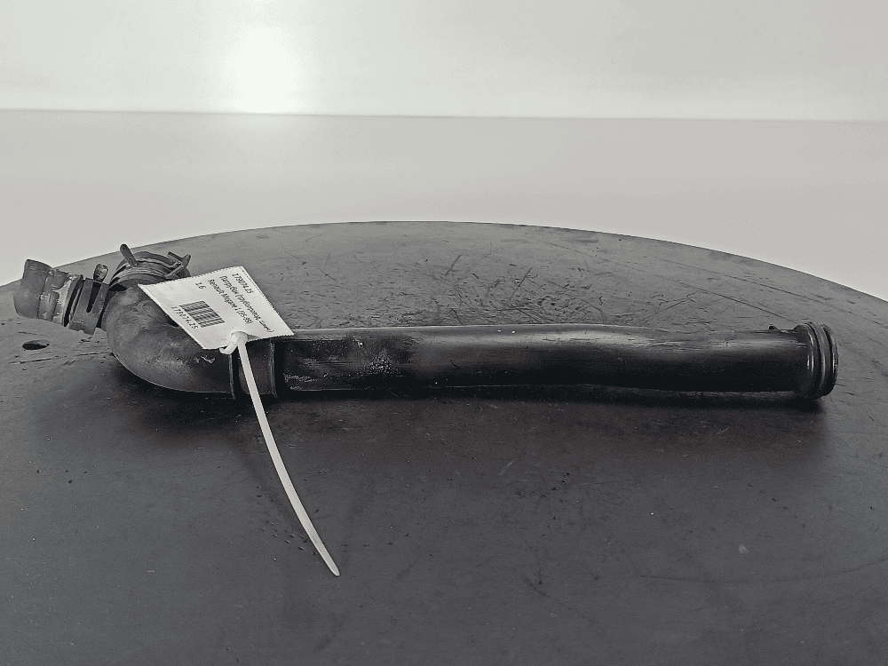 Патрубок (трубопровод, шланг) к Renault Megane 1 (95-99)