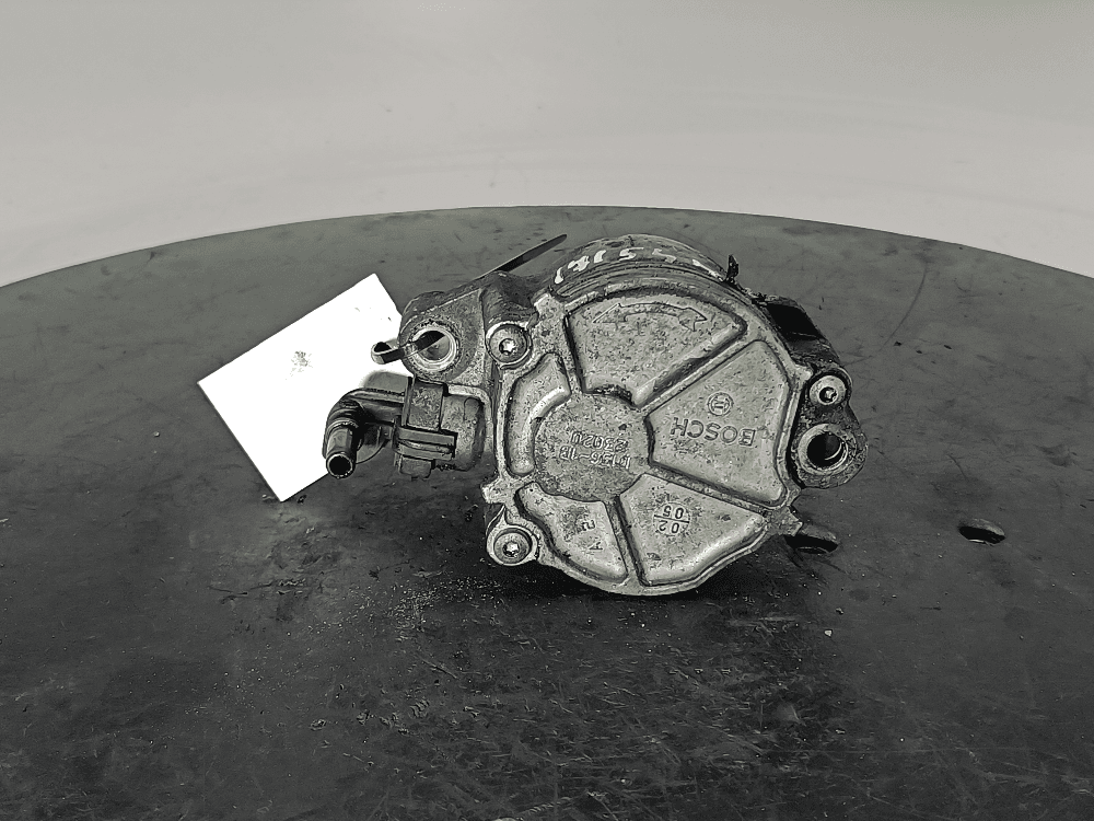 Насос вакуумный к Peugeot 407 (04-11)