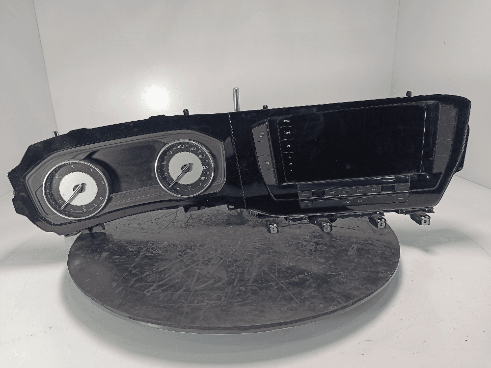 Щиток приборов (приборная панель) к Volkswagen Touareg 3 (18-24)